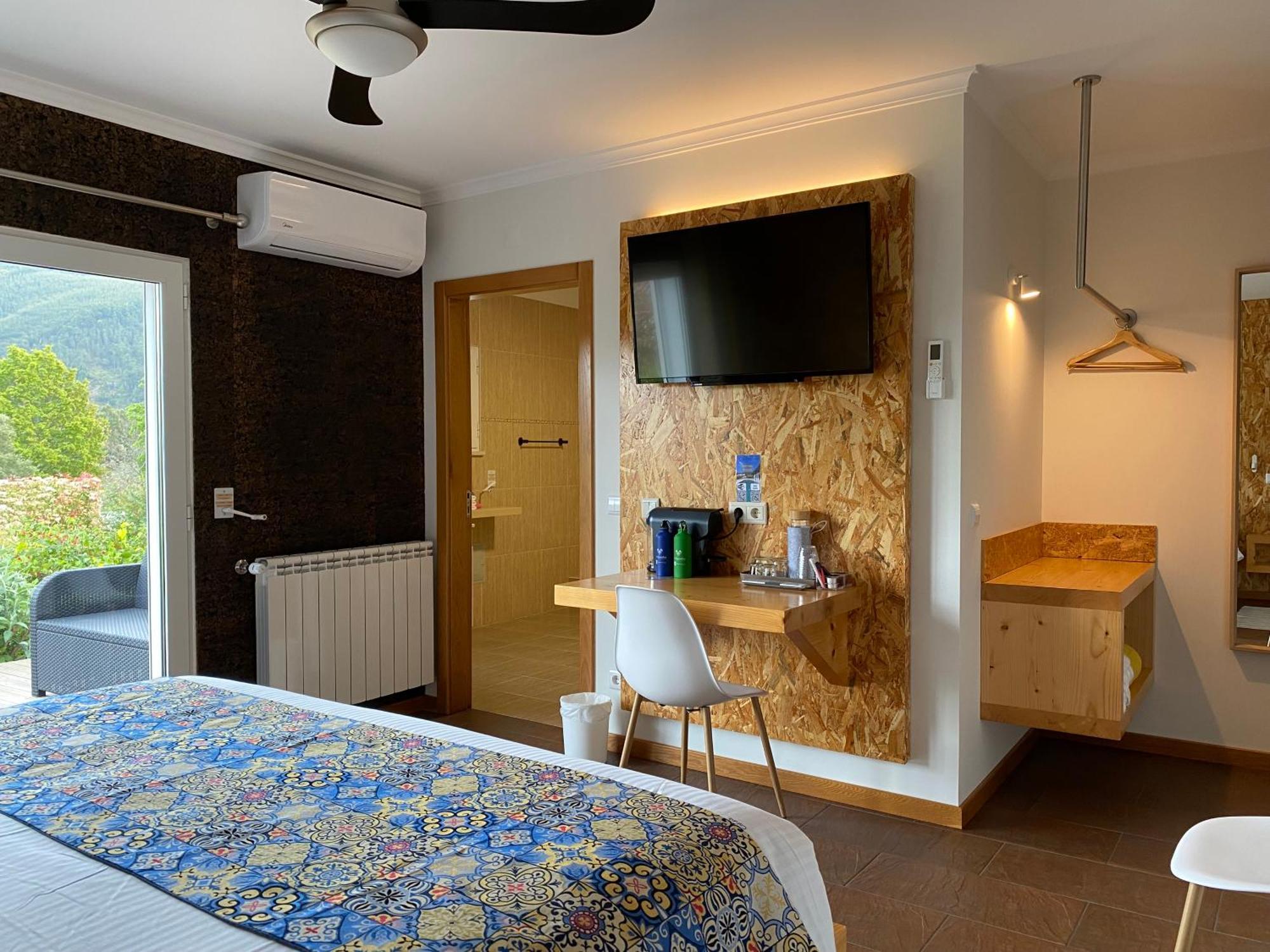 Casa Carvalhal - Adults Only Bed & Breakfast กอยส์ ภายนอก รูปภาพ
