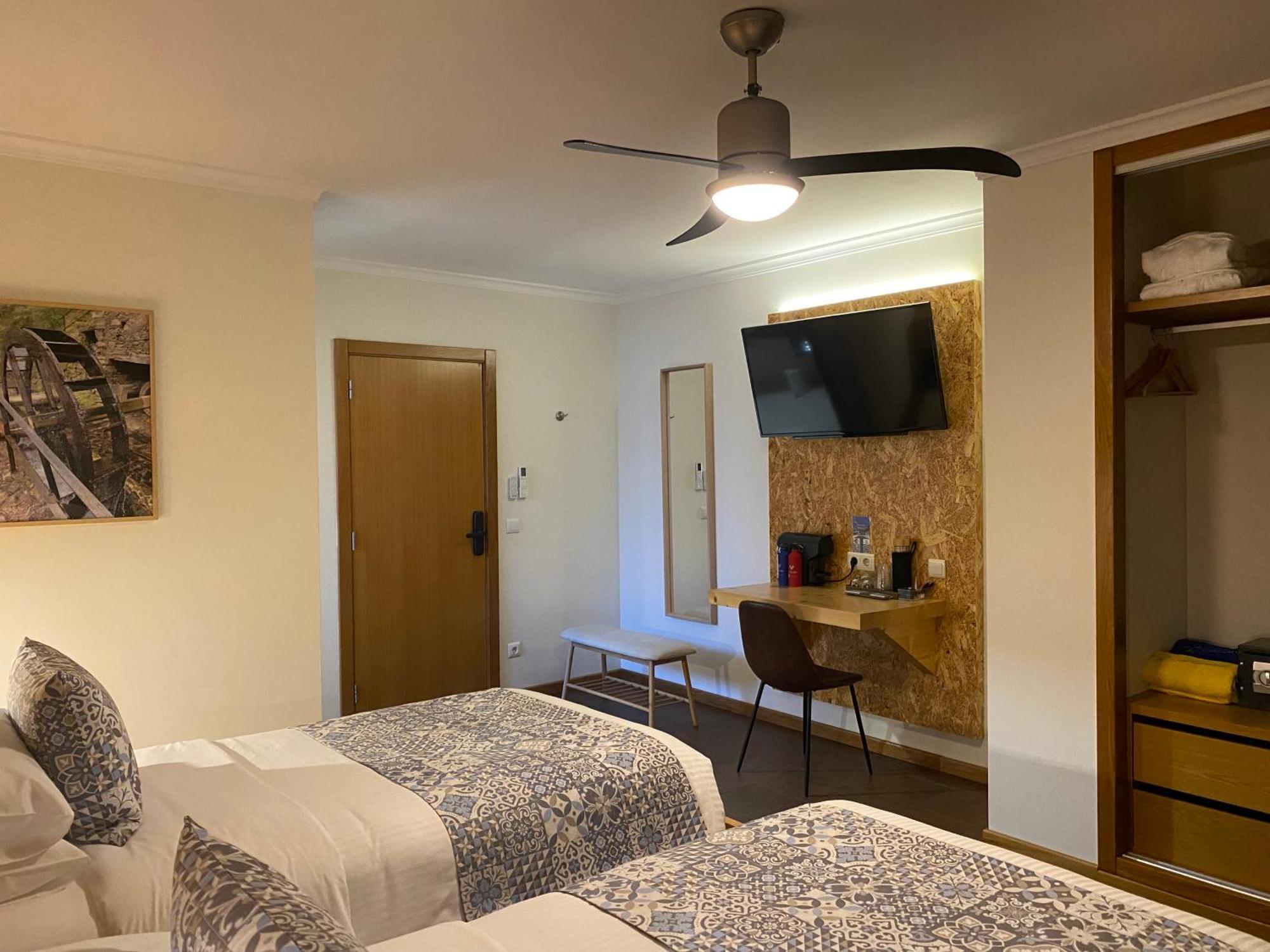 Casa Carvalhal - Adults Only Bed & Breakfast กอยส์ ภายนอก รูปภาพ
