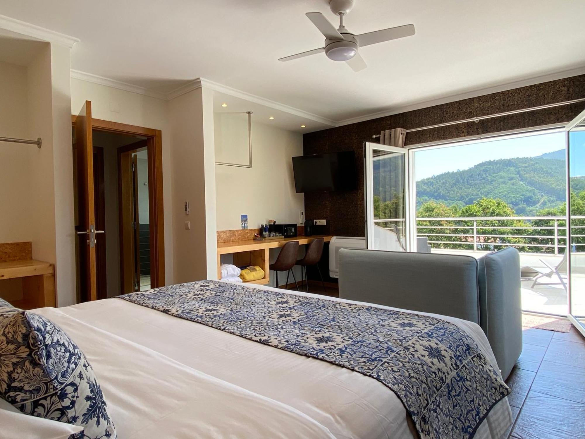 Casa Carvalhal - Adults Only Bed & Breakfast กอยส์ ภายนอก รูปภาพ