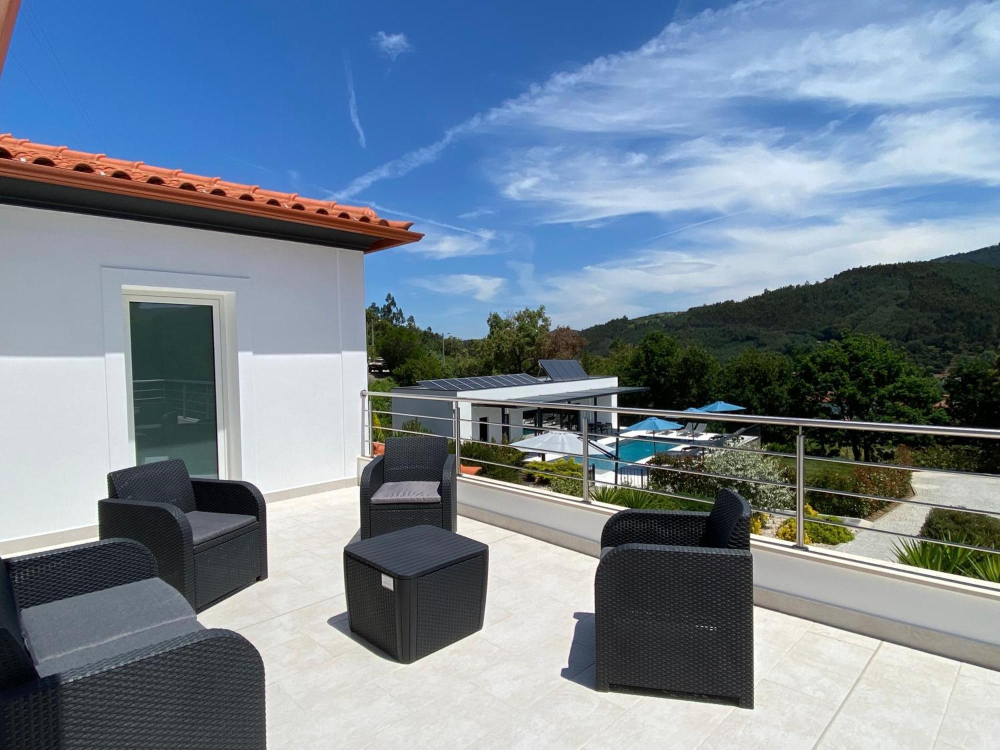 Casa Carvalhal - Adults Only Bed & Breakfast กอยส์ ภายนอก รูปภาพ